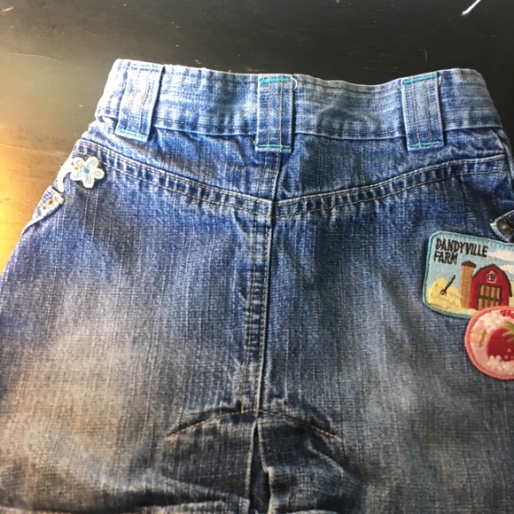 Adorable Baby Gap Denim Skirt with Embellishments - Picture 7 of 8